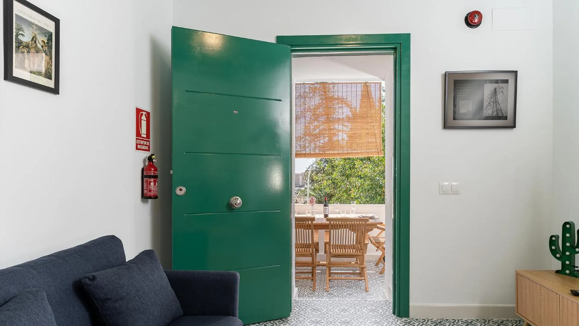בנאלמדנה Monko Ciudad Comfort 0*,  ספרד